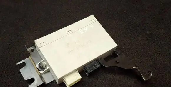 BMW 5 E39 Parking PDC control unit/module 6904023 240200F 601733