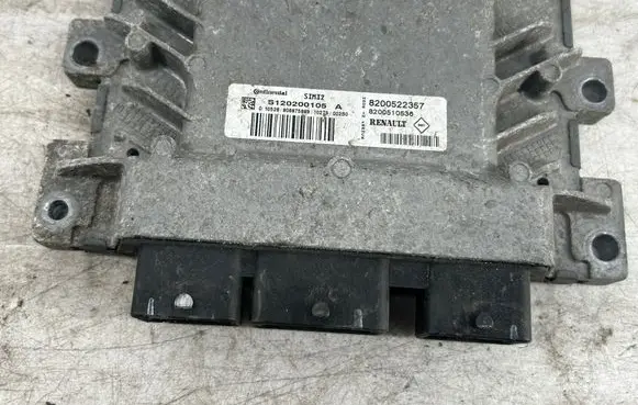 Renault Clio IV Engine control unit/module 8200522357 8200510536 S120200105A