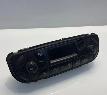 Mercedes-Benz C W203 Climate control unit 2038300585 A2038300585