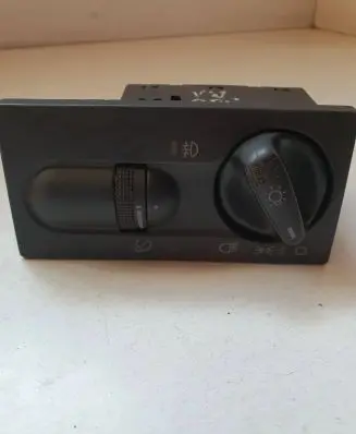 Volkswagen Golf III Light switch 1H6941531A