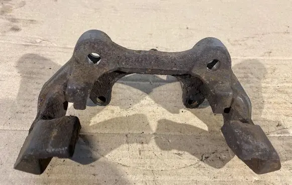 Mercedes-Benz ML W164 Brake caliper pad carrier rear 