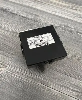 Toyota C-HR I Hand brake control module 8905010010