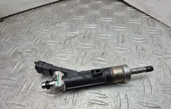 Peugeot 308 Fuel injector 9810335380