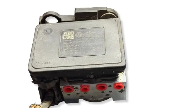 Volkswagen Golf VII ABS Pump 5Q0907379A 5Q0614517J