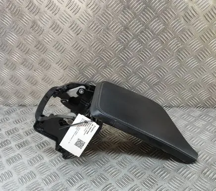 Volvo XC90 Armrest 32260985