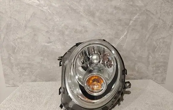 Mini One - Cooper Coupe R56 Headlight/headlamp 0301225303 2751871090