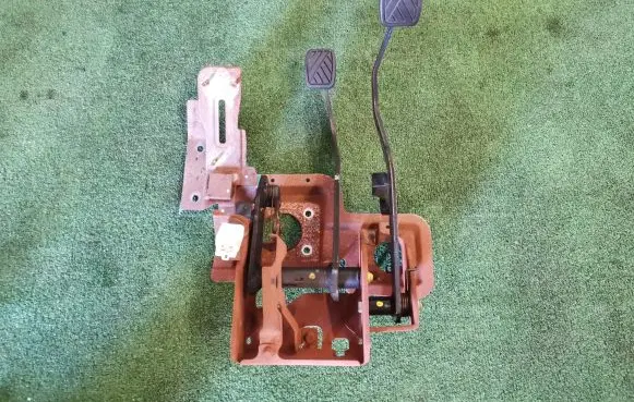 Suzuki SX4 Pedal assembly 
