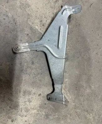 Volvo V40 Front bumper mounting bracket 31407779