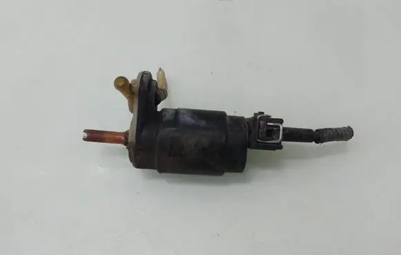 Nissan Micra Windscreen/windshield washer pump 20859