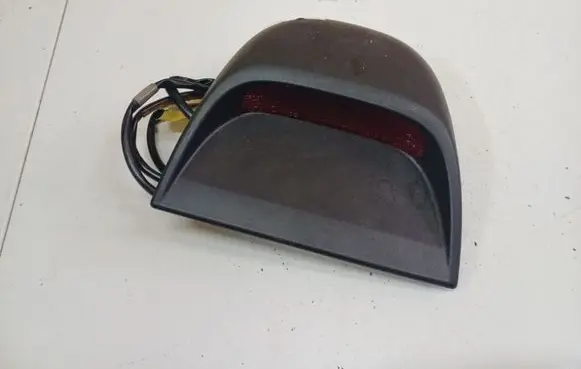 Subaru Legacy Third/center stoplight