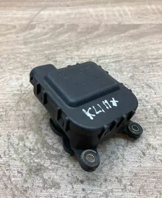 Audi A3 S3 8L Air flap motor/actuator 1J2907511B 0132801211