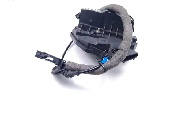 Ford Fiesta Front door lock AM5A-U21813-DE