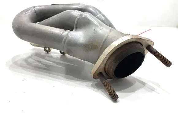 Ford Mustang V Exhaust manifold 