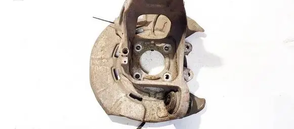 BMW X5 E70 Rear wheel hub 6770984