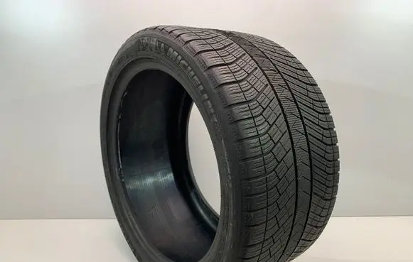 BMW X5 F15 R20 winter tire 