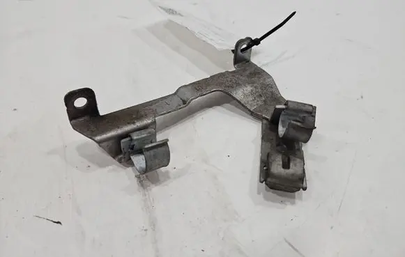 BMW 2 F22 F23 Other engine part 23310110