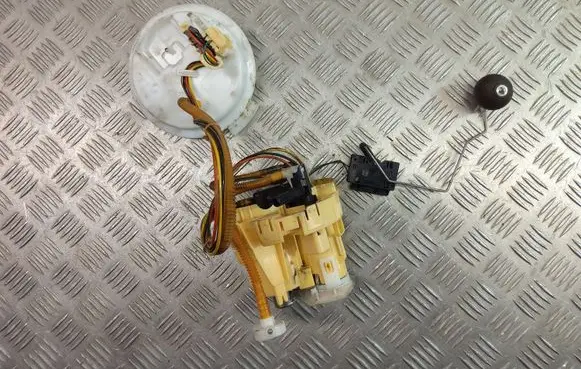 BMW X3 G01 In-tank fuel pump 7214881 9401428
