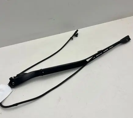 Volvo XC90 Front wiper blade arm 31391848