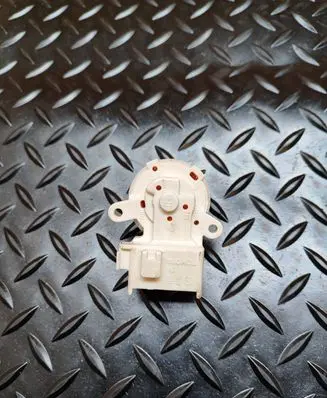 Toyota RAV 4 (XA30) Ignition lock contact 