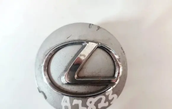 Lexus IS 220D-250-350 Original wheel cap