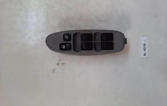 Nissan Almera Tino Electric window control switch 80961BU400