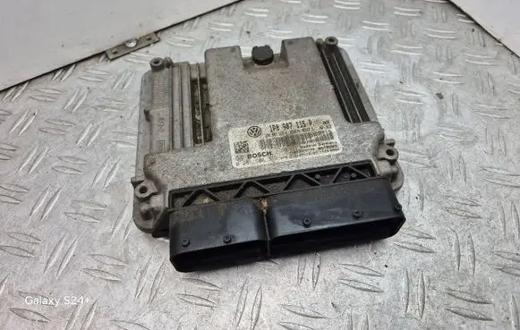 Seat Altea XL Engine control unit/module 1P0907115P 0261S04319