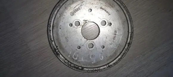 Audi A6 S6 C5 4B Power steering pump pulley 059145255