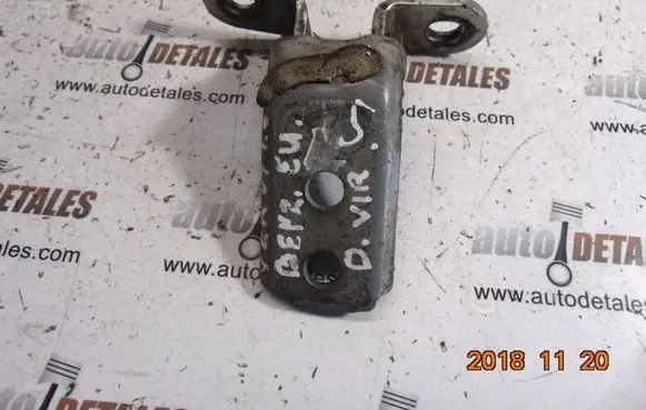 Toyota Corolla Verso AR10 Front door upper hinge