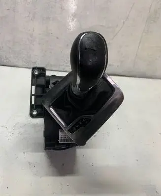 Opel Zafira C Gear shifter/selector 13385446