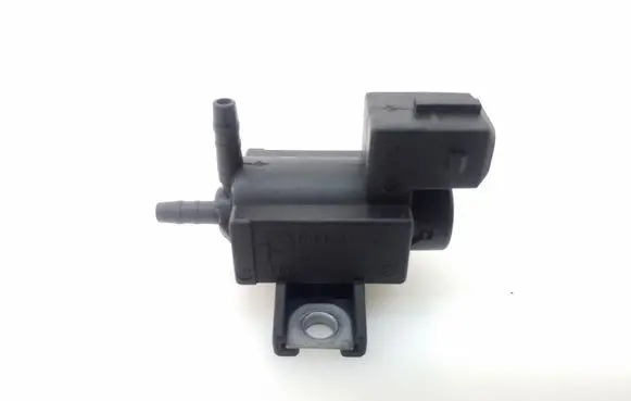 Toyota RAV 4 (XA40) Turbo solenoid valve 258600R011
