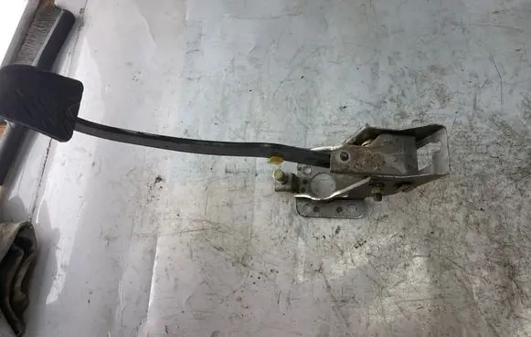 Clutch pedal