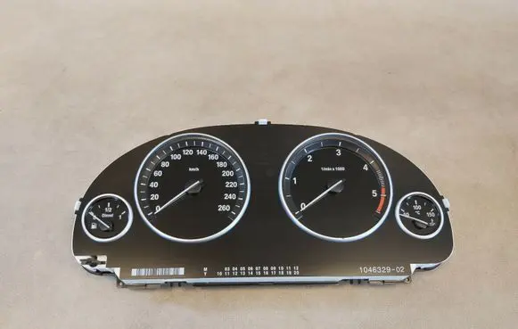 BMW 5 F10 F11 Speedometer (instrument cluster) 9227614