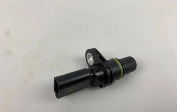 Seat Leon IV Camshaft position sensor 04L907601A