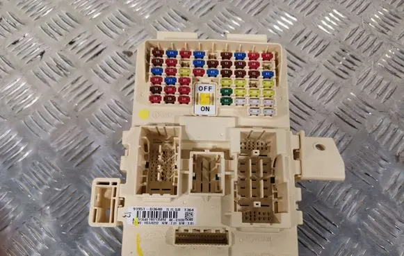 Hyundai Tucson TL Fuse module 91951D3640