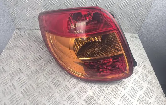 Suzuki SX4 Rear/tail lights 22016684
