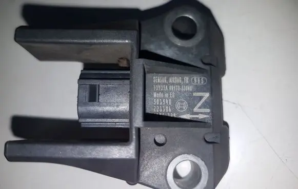 Lexus IS 220D-250-350 Airbag deployment crash/impact sensor 8917353040
