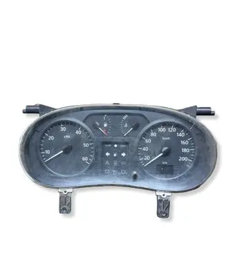 Renault Trafic II (X83) Speedometer (instrument cluster) P8200279062B 216754648 NS71660690