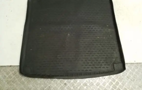 Mercedes-Benz ML W164 Trunk/boot mat liner 