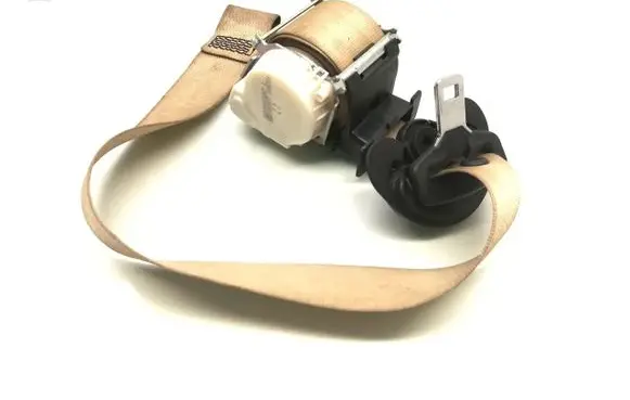 BMW 3 E92 E93 Front seatbelt 9138241 S19138241