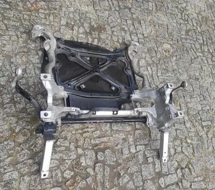Audi Q7 4M Front subframe 4M0399315Q