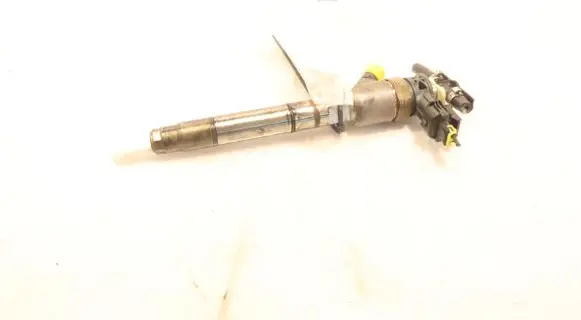 Hyundai i40 Fuel injector 0445110589