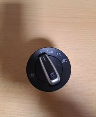 Volkswagen PASSAT B7 Light switch