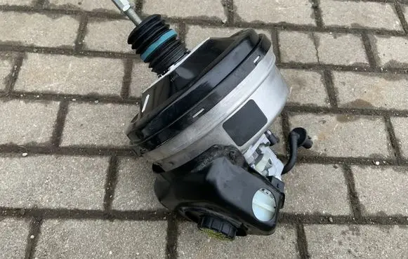 Audi A4 S4 B9 Brake booster 8W0612103G 8W1611931Q