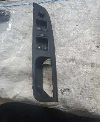 Volkswagen Golf VI Electric window control switch 1K4868049C