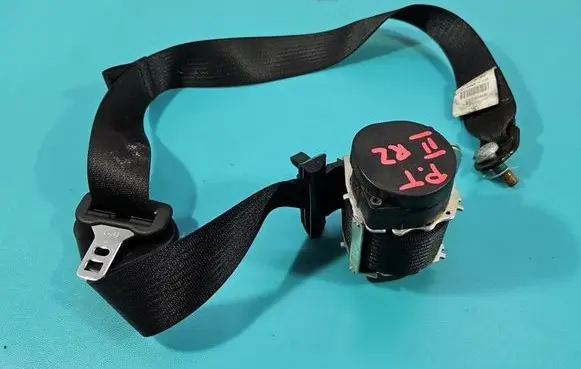 Fiat Freemont Rear seatbelt 616122200A IMPRK1559958