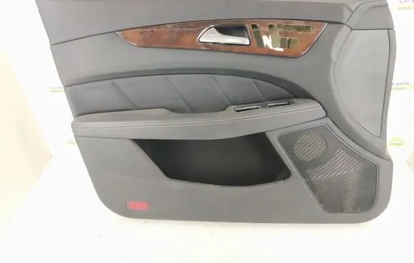 Mercedes-Benz CLS C218 X218 Front door card panel trim 2187201170 A2187201170