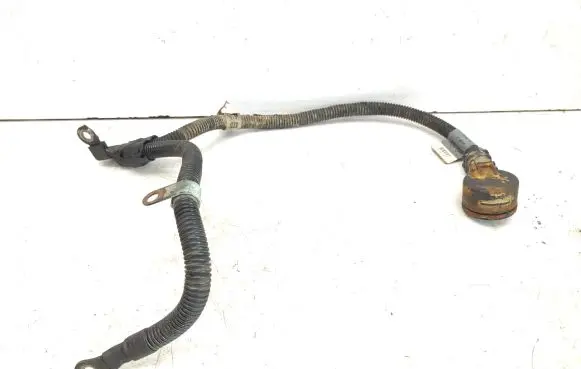 Mercedes-Benz CLS C219 Positive cable (battery) A2115401130