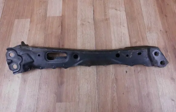 Toyota RAV 4 (XA40) Engine mount bracket 5110842020