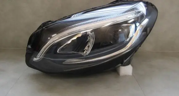 Mercedes-Benz B W246 W242 Headlight/headlamp A2469065301