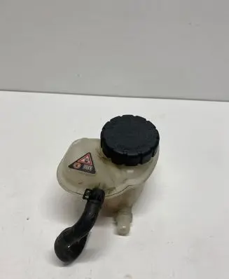 Mercedes-Benz E W212 Coolant expansion tank/reservoir A0005840807